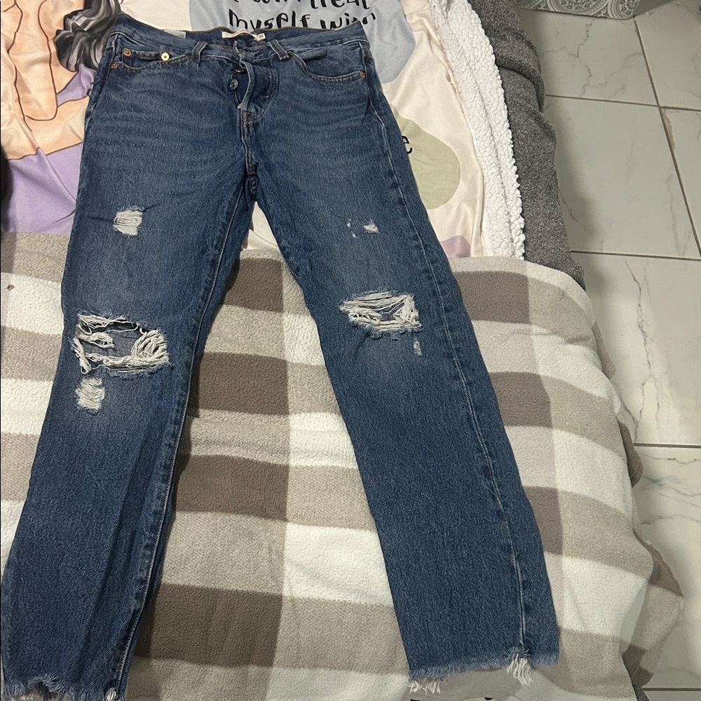Trendy Distressed Blue Straight Leg Jeans